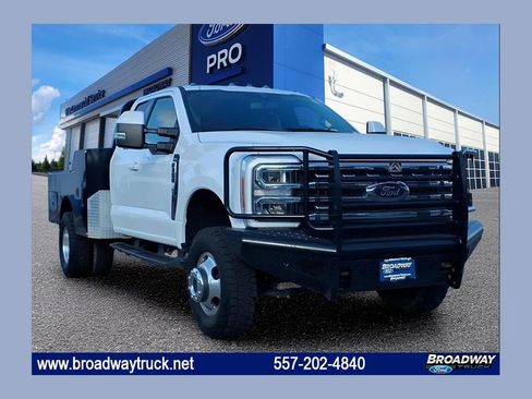 Used 2023 Ford F350 Lariat AWD/4WD image 1