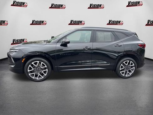 Used 2023 Chevrolet Blazer RS w/ Enhanced Convenience Package AWD/4WD image 2