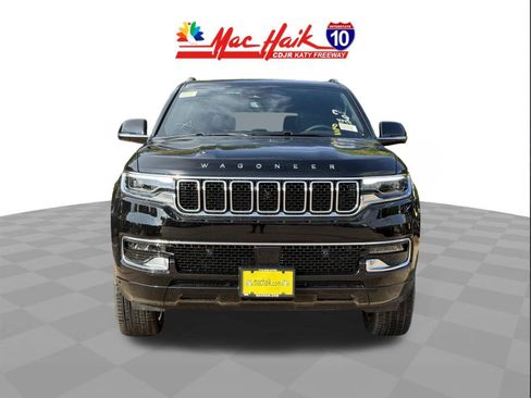 New 2025 Jeep Wagoneer L Series II AWD/4WD image 3