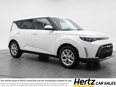 Used 2025 Kia Soul LX w/ LX Technology Package
