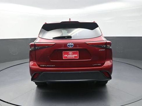 Used 2021 Toyota Highlander Limited AWD/4WD image 7