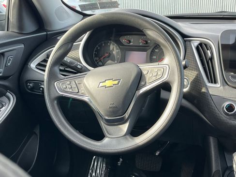 Used 2024 Chevrolet Malibu LT image 27