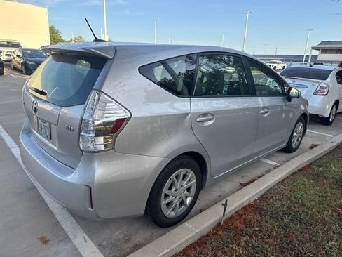 Used 2014 Toyota Prius V Three FWD image 3