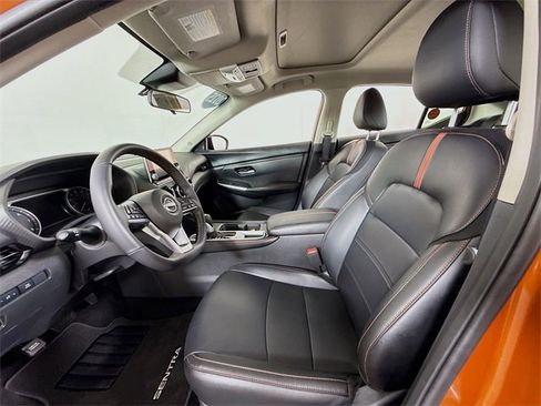 Certified 2025 Nissan Sentra SR w/ SR Premium Package image 6