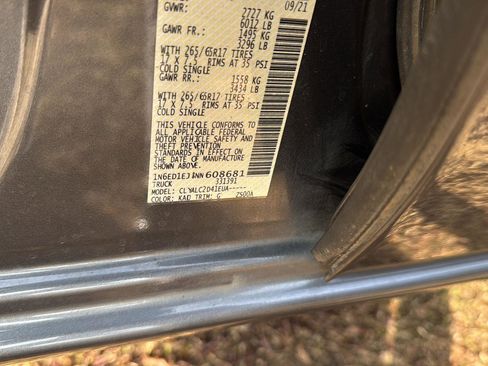 Used 2022 Nissan Frontier SV image 37