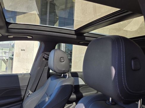 Used 2025 Mercedes-Benz GLE 350 4MATIC image 6