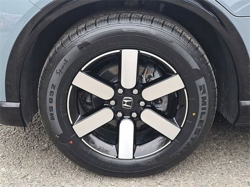 Used 2024 Honda Prologue Touring image 8