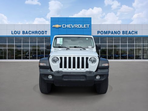 Used 2021 Jeep Wrangler Unlimited Sport AWD/4WD image 2