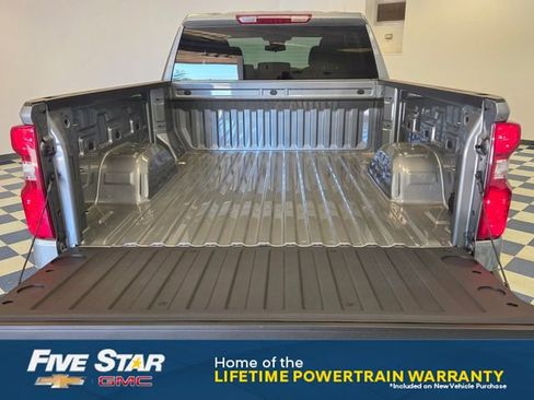 New 2026 Chevrolet Silverado 1500 Custom RWD image 9