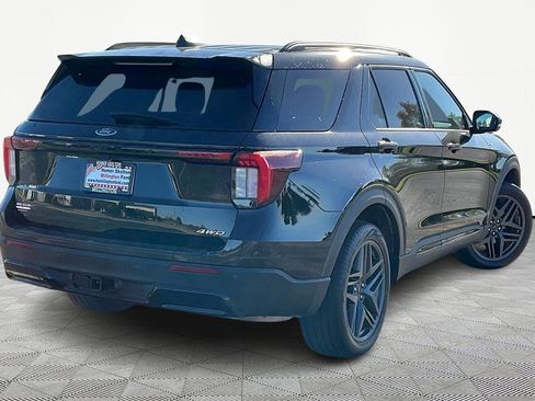 Certified 2025 Ford Explorer ST-Line w/ ST-Line Street Pack AWD/4WD image 11