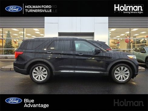 Certified 2020 Ford Explorer Limited image 1