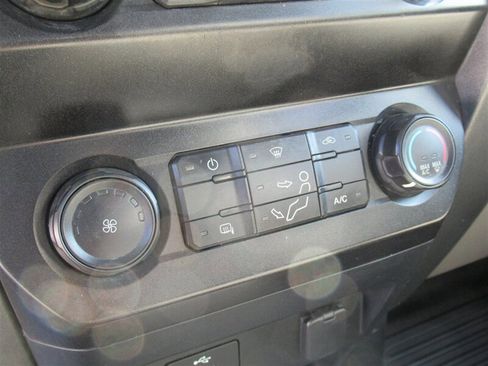 Used 2020 Ford F250 XL w/ Power Equipment Group image 21