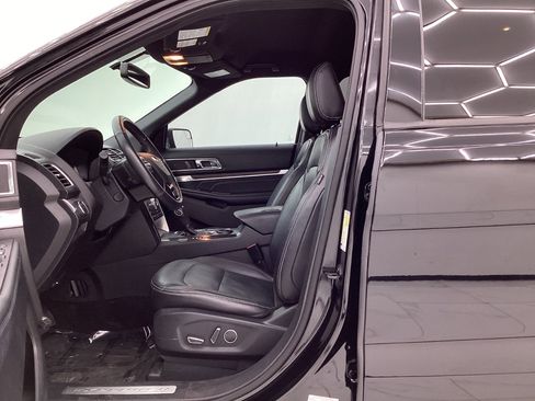 Used 2018 Ford Explorer Limited FWD image 14