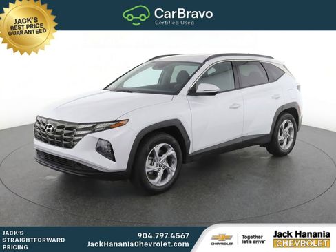 Used 2022 Hyundai Tucson SEL FWD image 2