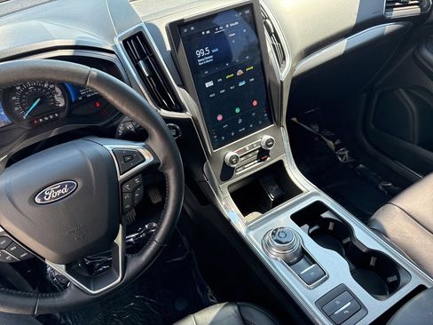 Used 2022 Ford Edge Titanium AWD/4WD image 27