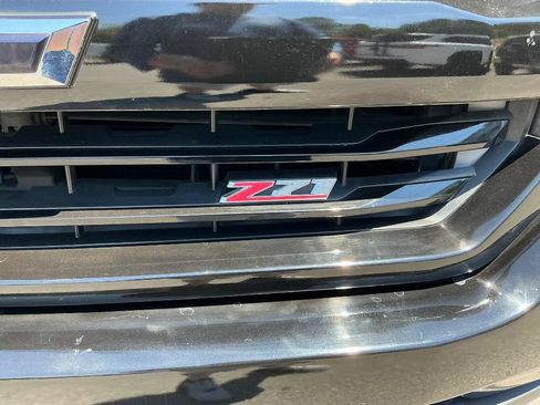 Used 2017 Chevrolet Silverado 1500 LT w/ All Star Edition AWD/4WD image 5
