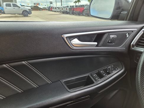 Used 2022 Ford Edge ST AWD/4WD image 42