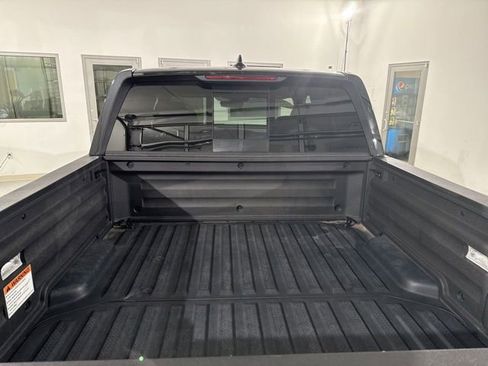 Used 2023 Honda Ridgeline Black Edition image 9