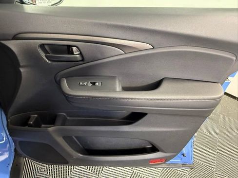 Used 2025 Honda Passport TrailSport image 51