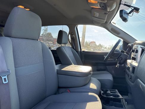 Used 2008 Dodge Ram 3500 Truck SXT image 5