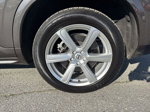 Used 2024 Volvo XC90 B5 Core image 33
