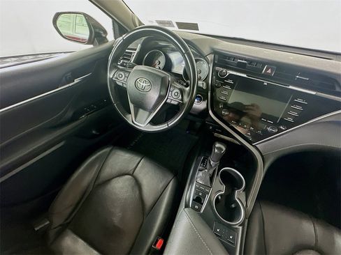 Used 2018 Toyota Camry XSE w/ Audio Package image 9