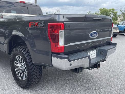 Used 2018 Ford F350 Lariat w/ Lariat Ultimate Package AWD/4WD image 12