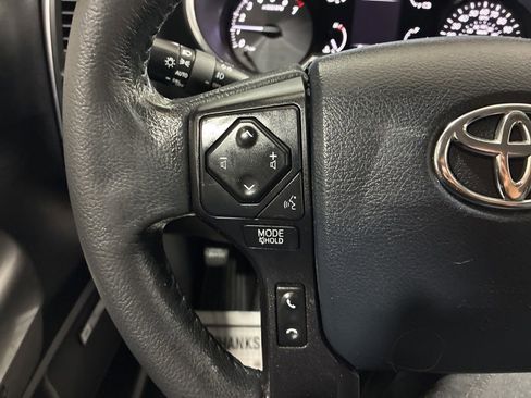 Used 2020 Toyota Sequoia TRD Pro AWD/4WD image 31