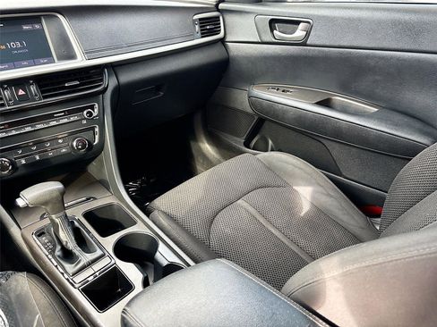 Used 2019 Kia Optima LX image 20