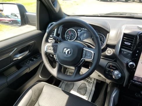Used 2026 RAM 1500 Laramie AWD/4WD image 17