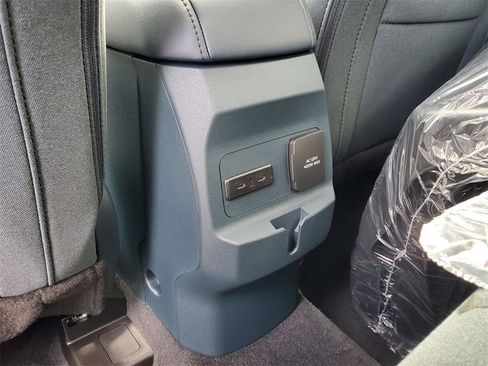 New 2025 Ford Maverick XLT w/ XLT Luxury Package image 27