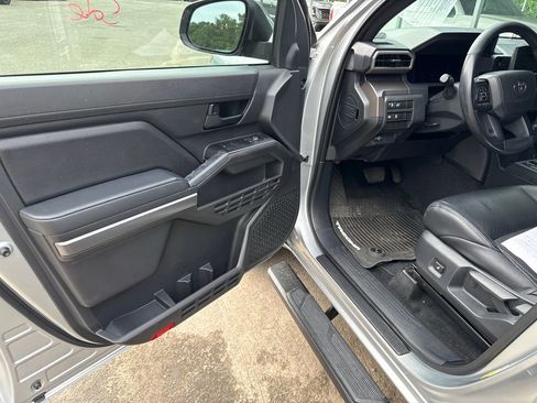 Used 2024 Toyota Tacoma SR5 RWD image 8