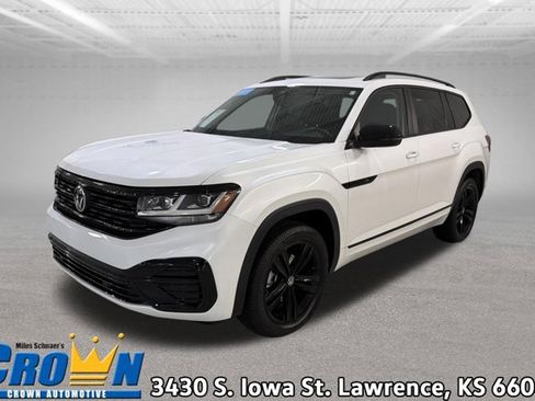 Certified 2023 Volkswagen Atlas SEL R-Line AWD/4WD image 1
