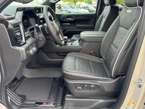 New 2026 GMC Sierra 1500 AT4X AWD/4WD image 29