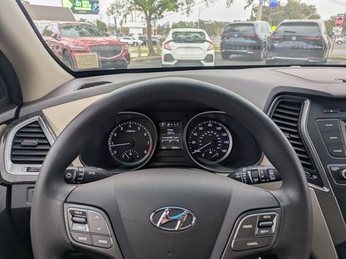 Used 2017 Hyundai Santa Fe Sport image 28