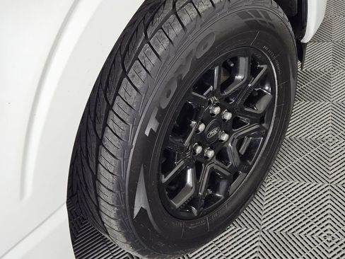 Used 2024 Ford F150 XLT w/ XLT Black Appearance Package RWD image 7