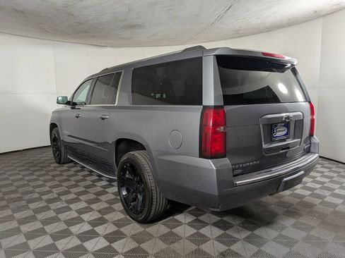 Used 2019 Chevrolet Suburban Premier image 4