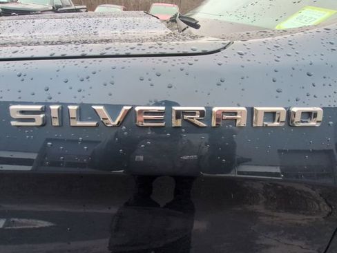 Used 2021 Chevrolet Silverado 1500 LT image 31