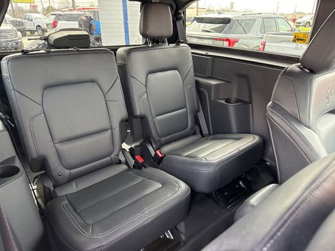 New 2026 Ford Bronco Badlands image 10