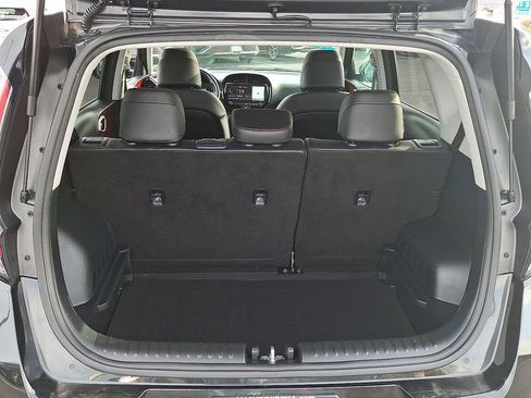 Certified 2023 Kia Soul GT-Line image 28
