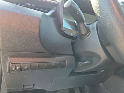 Used 2024 Toyota Corolla LE FWD image 27