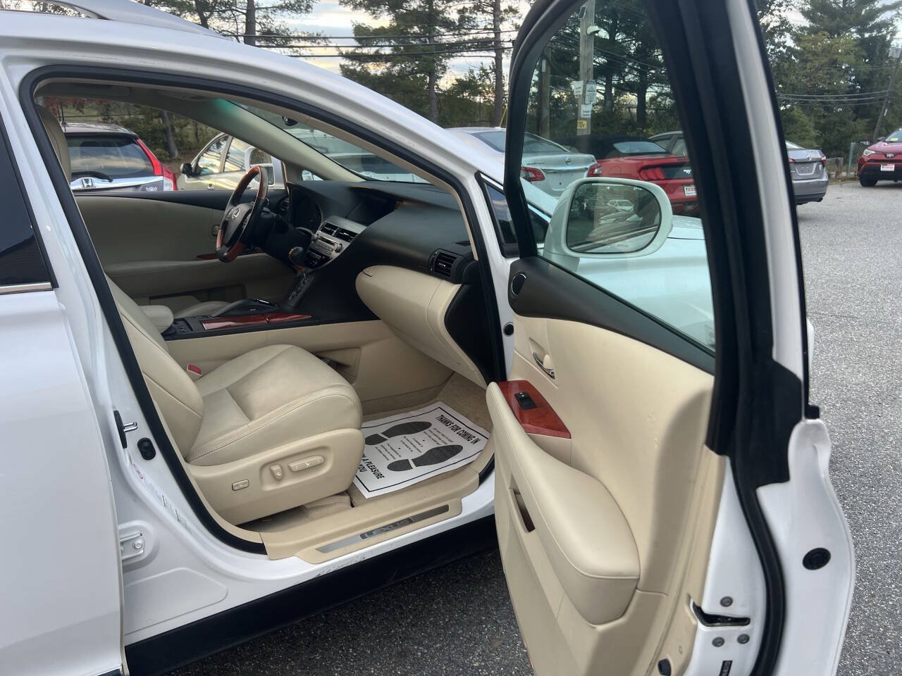 Used 2011 Lexus RX 350 AWD w/ Premium Pkg image 9