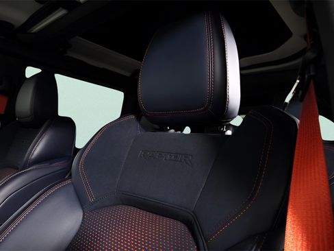 Used 2024 Ford Bronco Raptor w/ Interior Carbon Fiber Pack 6 image 18