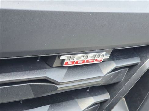 Certified 2024 Chevrolet Colorado Trail Boss image 32