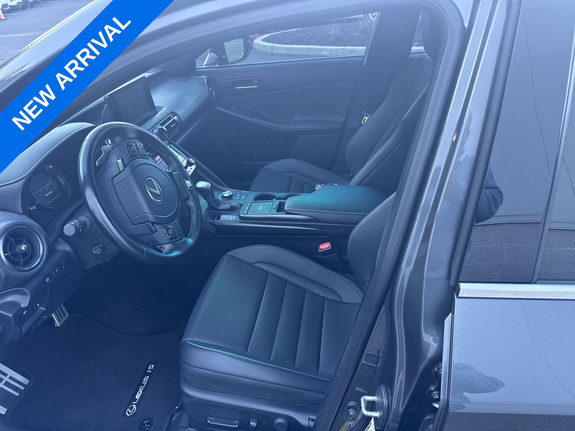 Used 2023 Lexus IS 350 F Sport w/ Memory Package AWD/4WD image 6