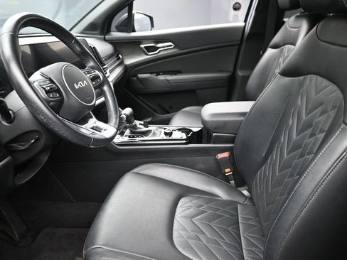 Used 2023 Kia Sportage X-Line w/ X-Line Premium Package AWD/4WD image 16