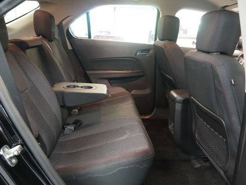 Used 2017 Chevrolet Equinox LS FWD image 30