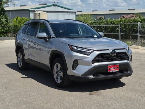Certified 2025 Toyota RAV4 XLE AWD/4WD image 7