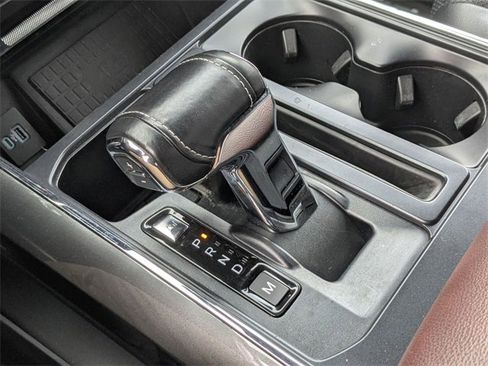 Used 2022 Ford F150 Lariat w/ Equipment Group 502A High image 20