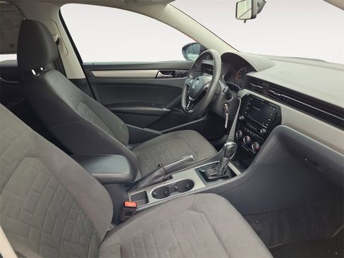 Used 2021 Volkswagen Passat 2.0T S image 15